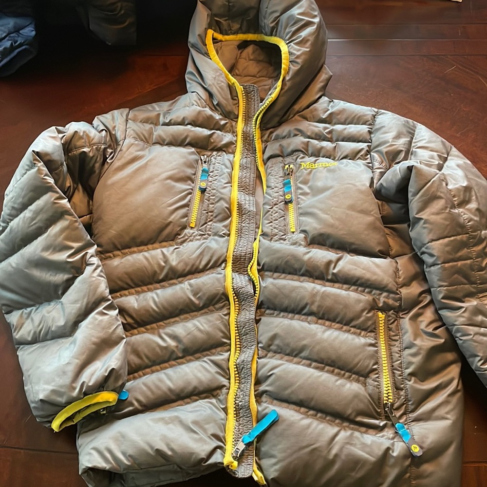 Boys Marmot Insulated Hooded Jacket Size Large